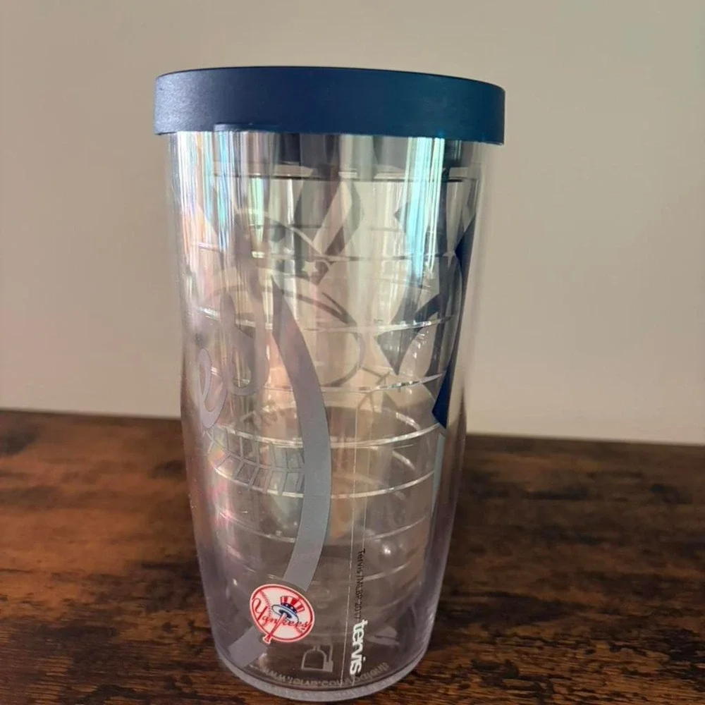 Tervis‎ New York Yankees Tumbler Lid Hot Cold Double Insulated NY MLB Travel
